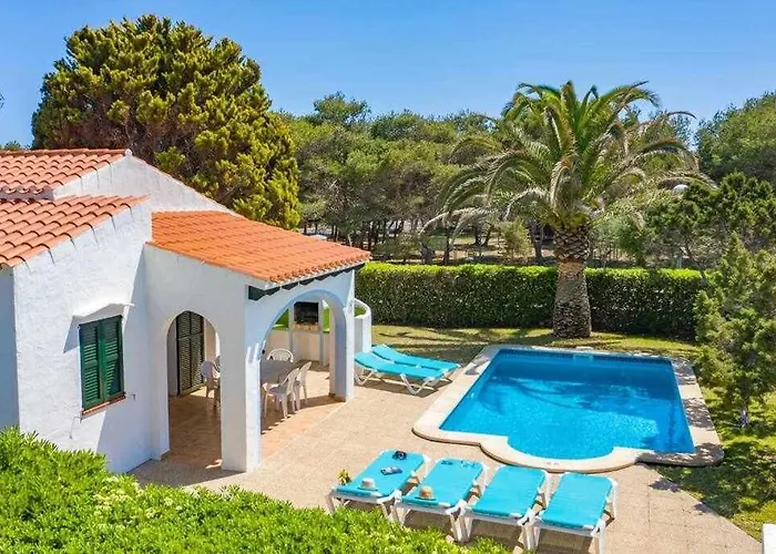 Roqueta Bonita Villa Con Piscina En Menorca