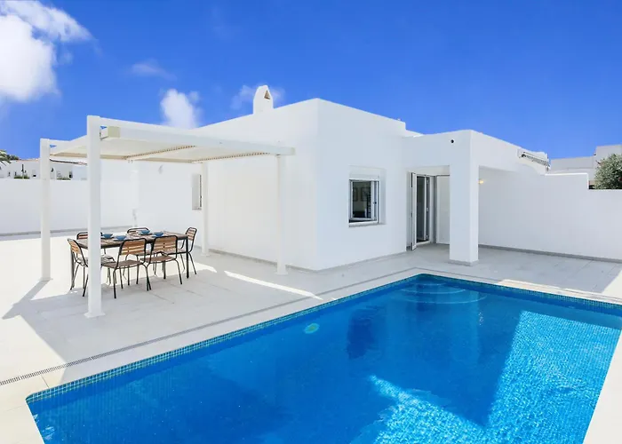 Villa Izarenara