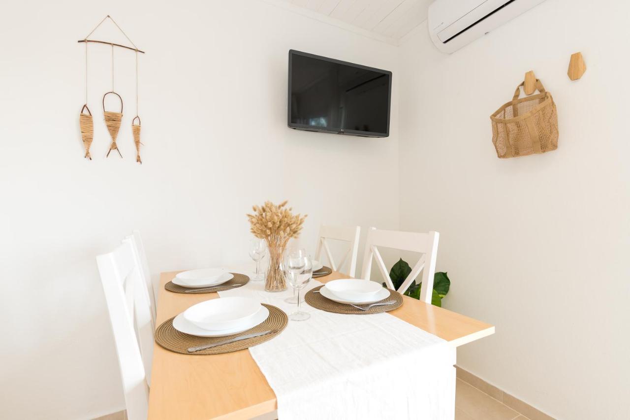 Moderno En Calan Bosch- C10