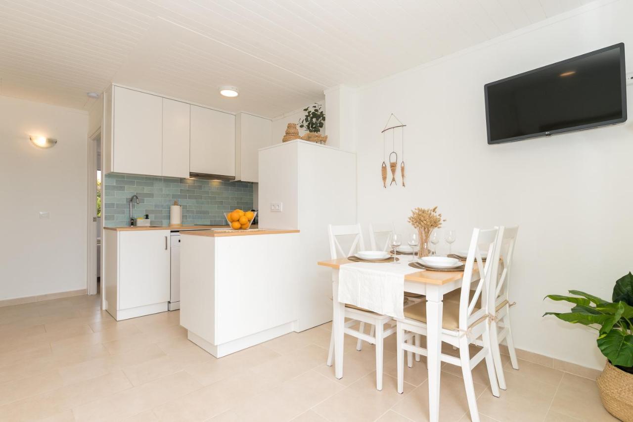 Apartamento Moderno En Calan Bosch- C10