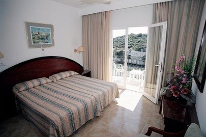 Xuroy Hotel