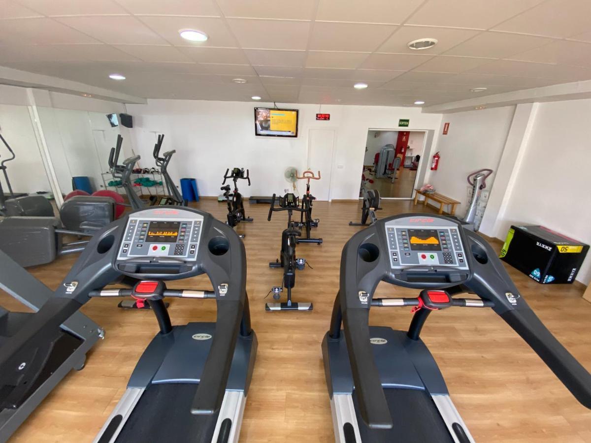 Hostal & Gym Relise - Juvenil Sant Lluís