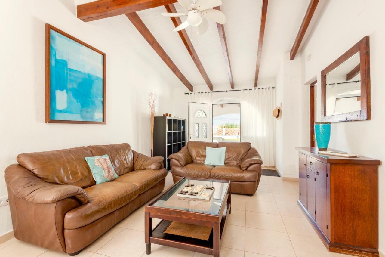 Valeria With Private Pool By Dadovillas Villa *