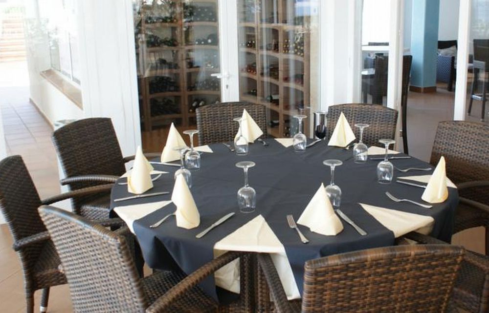 Apartahotel Vistamar 3*