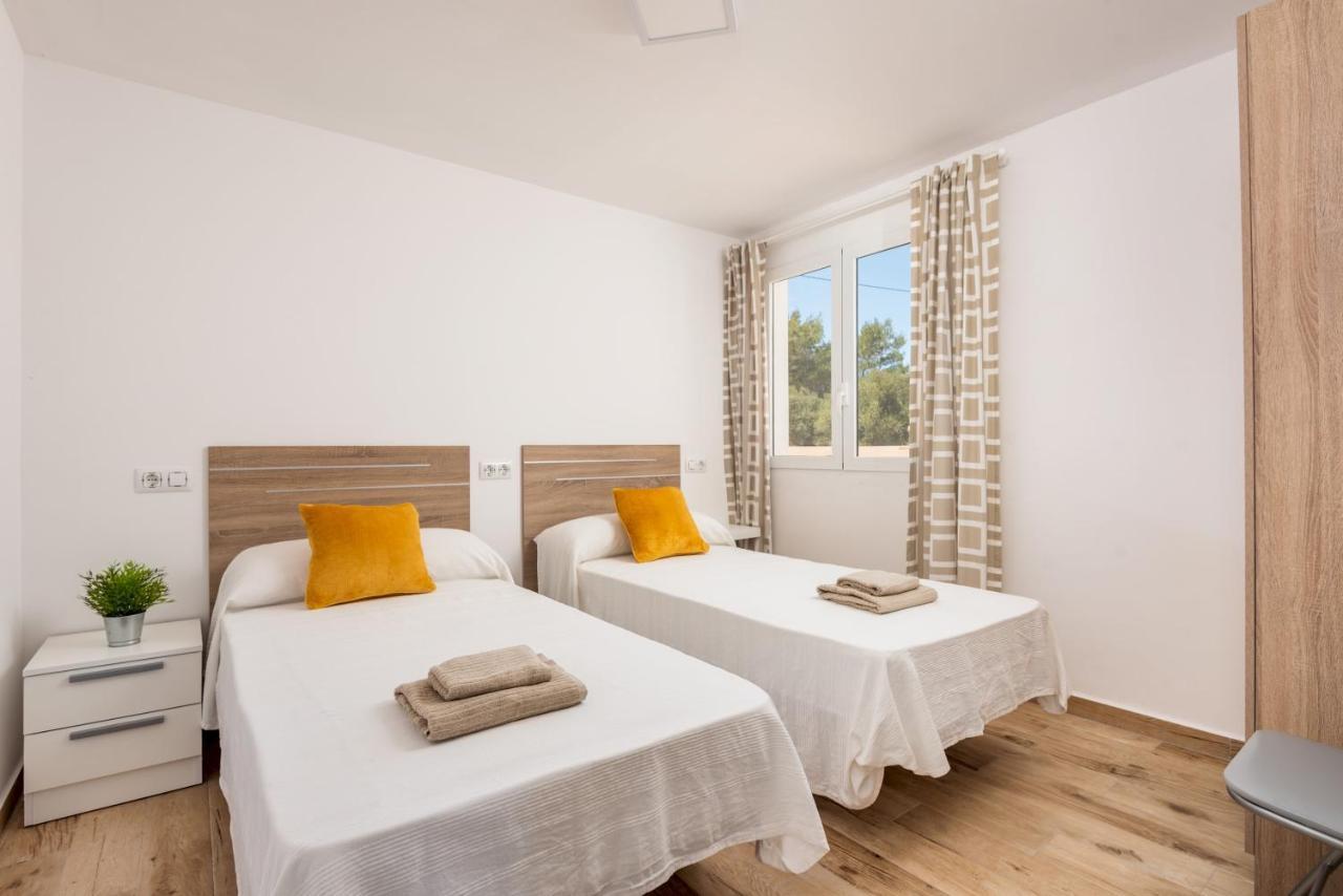 5 Soles 3 Bedroom Apartment, Santandria