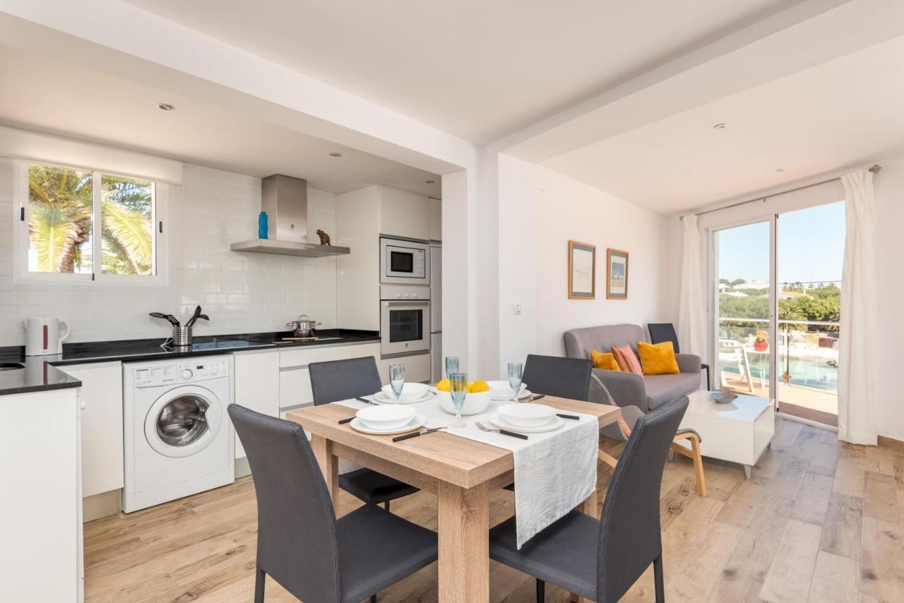 5 Soles 3 Bedroom Apartment, Santandria *