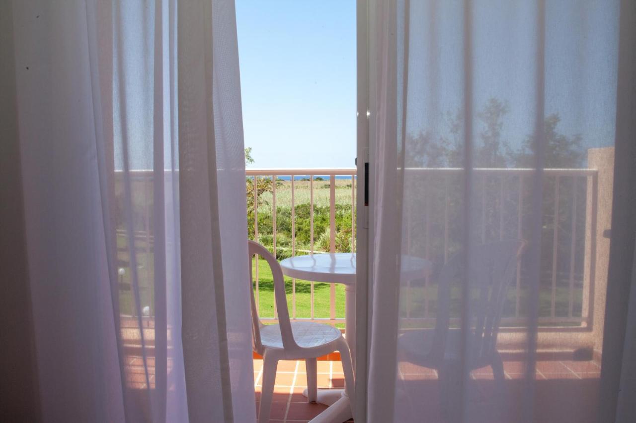 Hotel Arenas De 4*