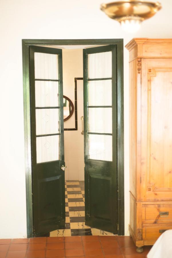 Rural Biniarroca - Adults Only