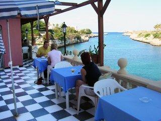 Cala Bona Y Mar Blava