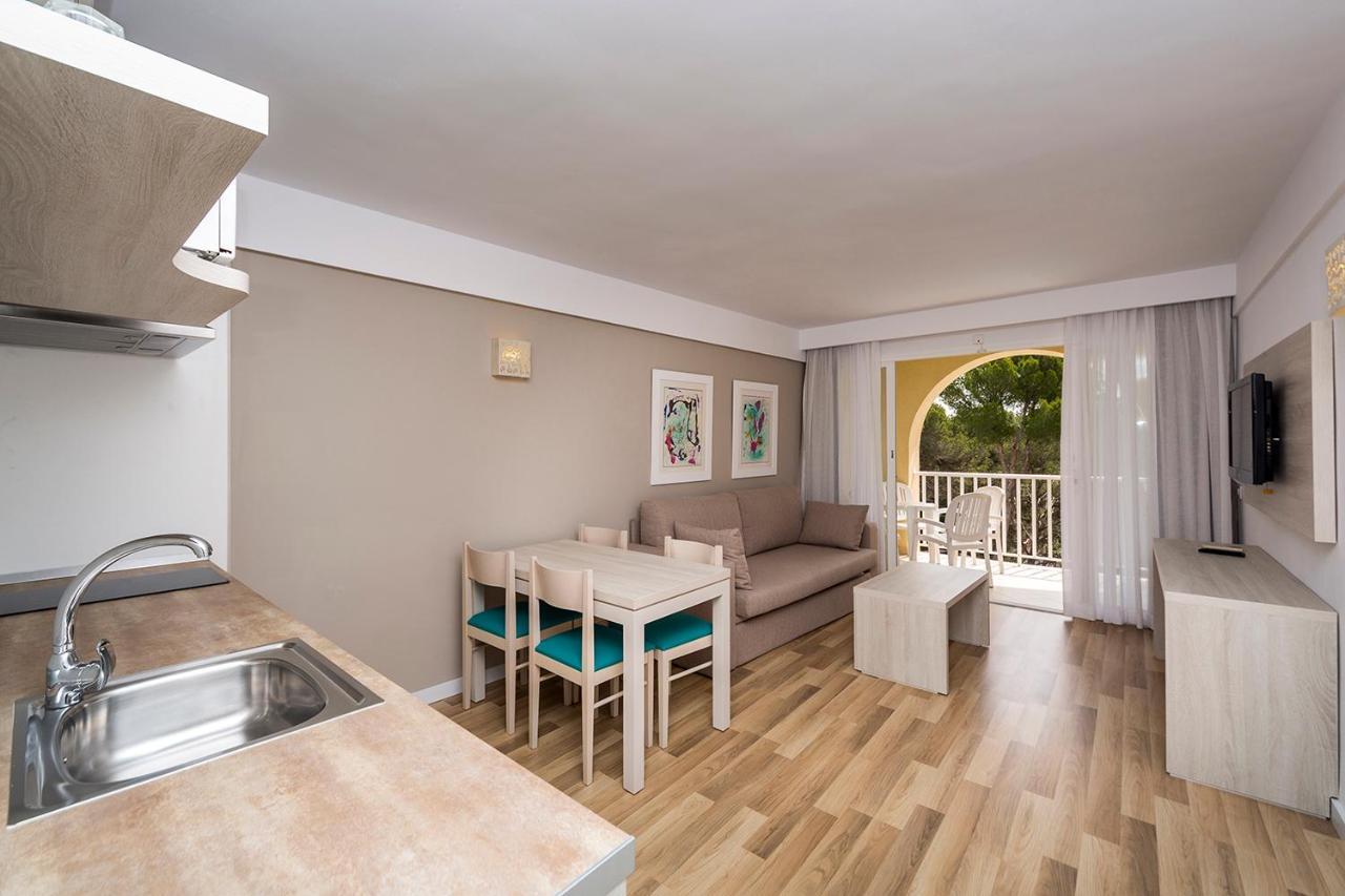 Aparthotel Comitas Floramar 4*