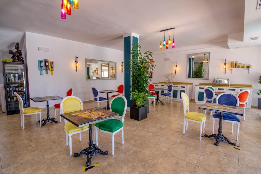 Sa Barrera - Adults Only 3* Cala En Porter (Menorca)