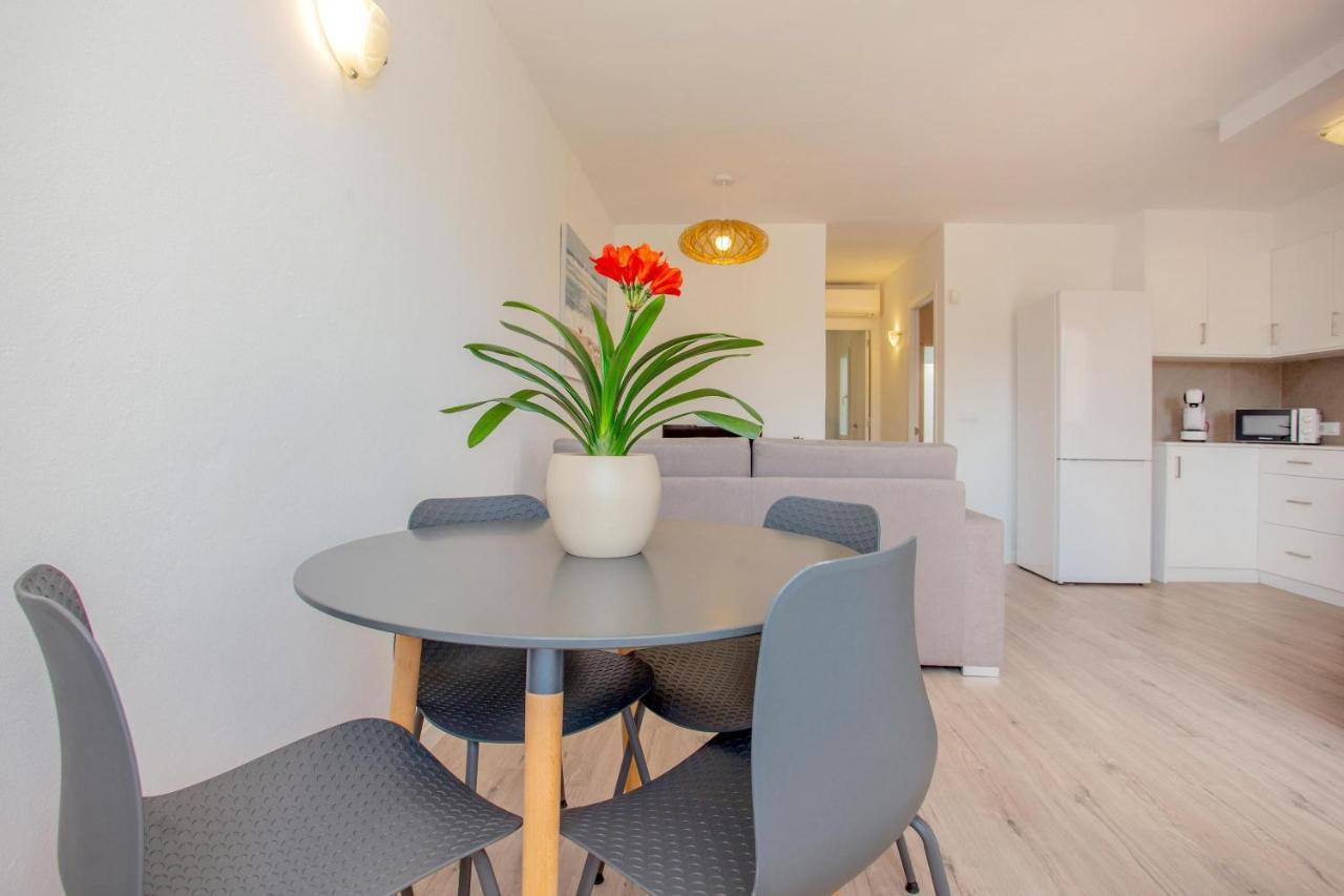 Apartment Poblat 86 *