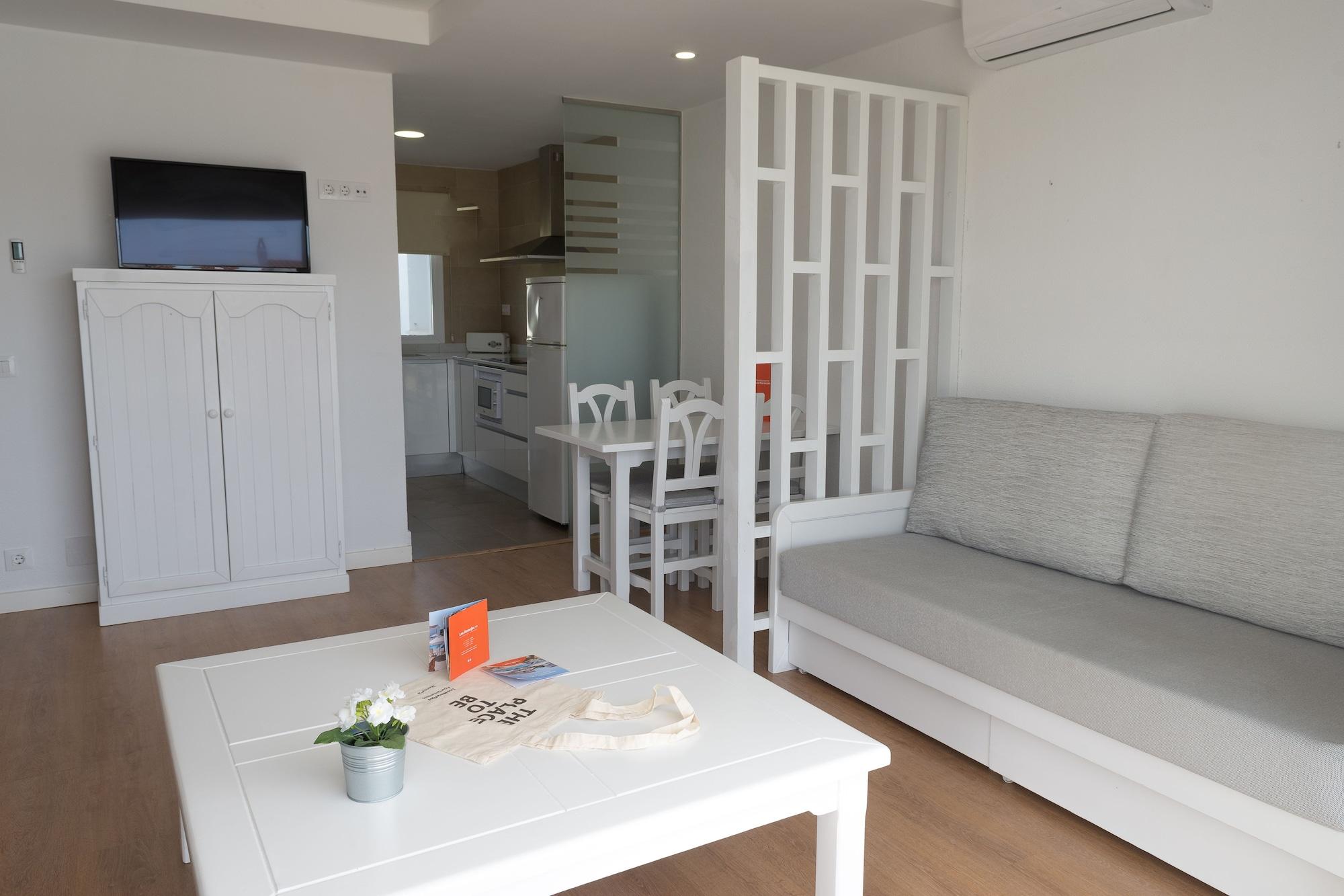 Aparthotel Naranjos Menorca 3*