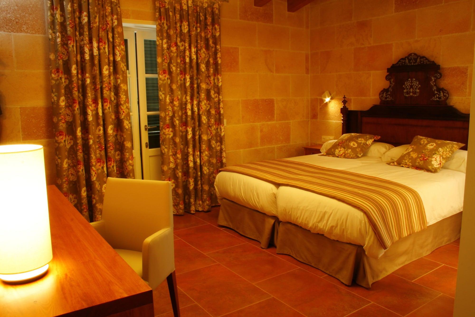 Rural Binigaus Vell Hotel 4*