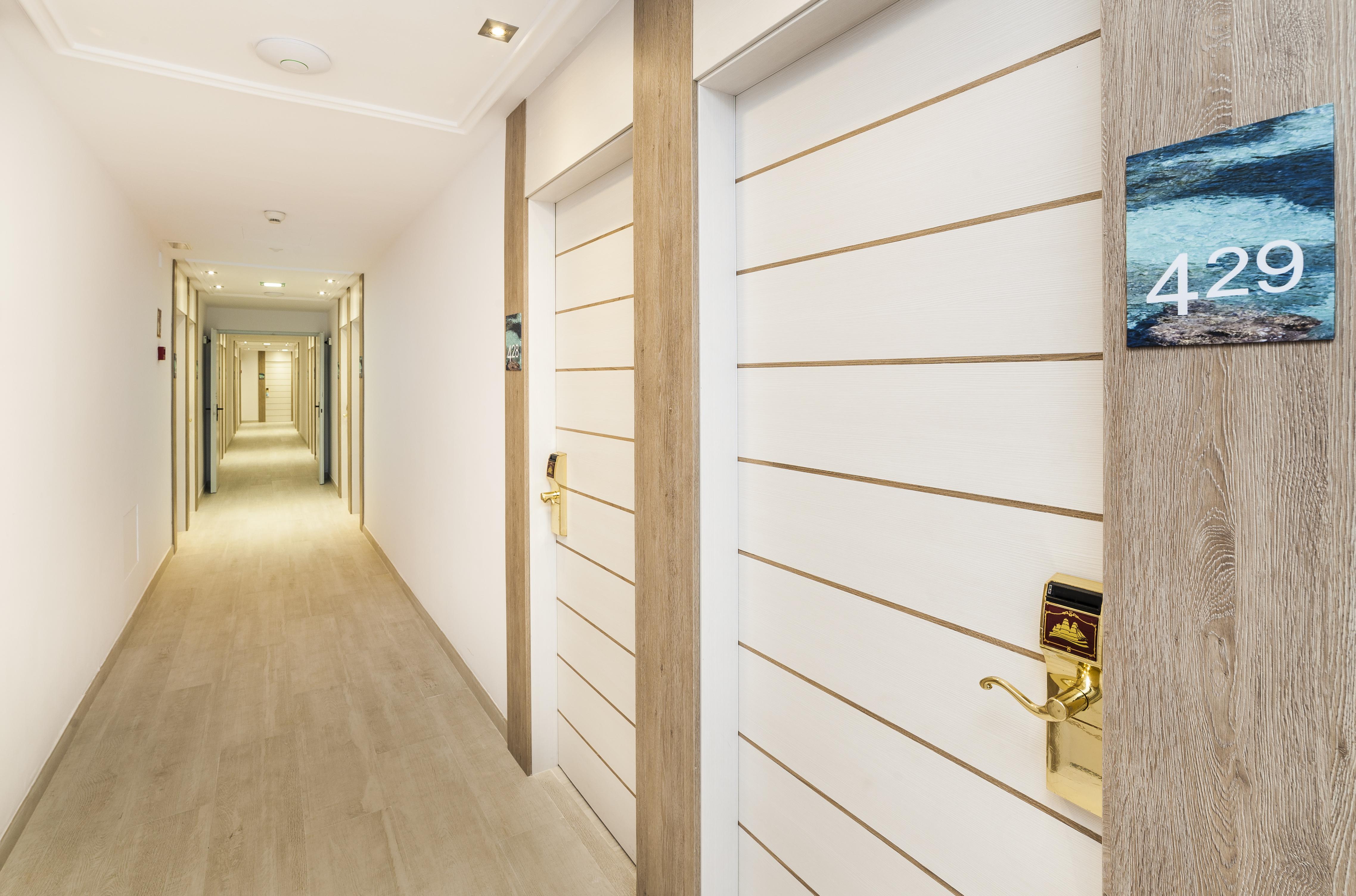 Globales Lord Nelson (adults Only) Hotel