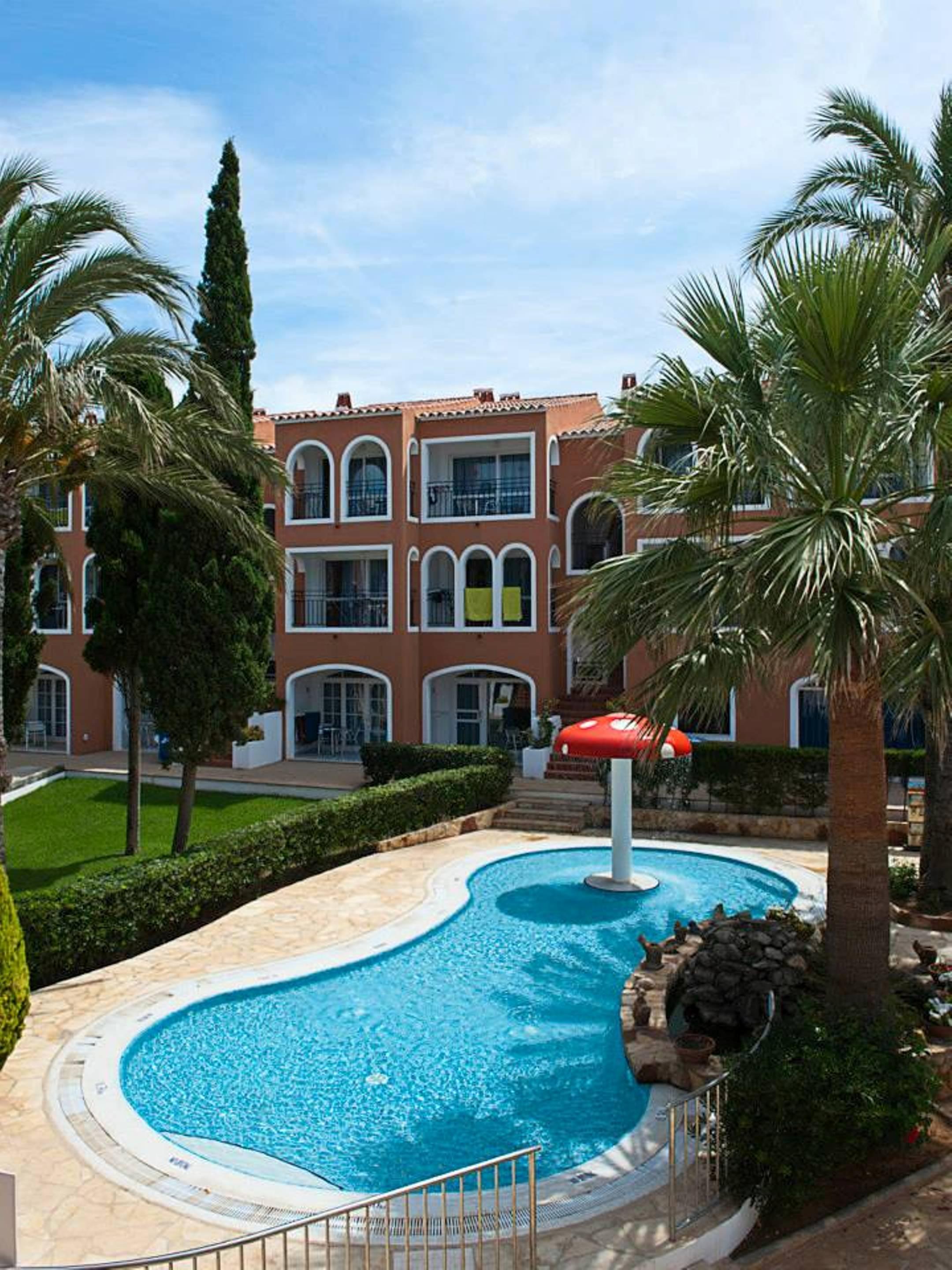 Apartahotel Menorca Blanc Palace