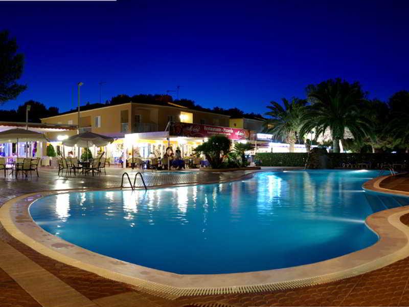 Maribel Cala Blanca (Menorca)