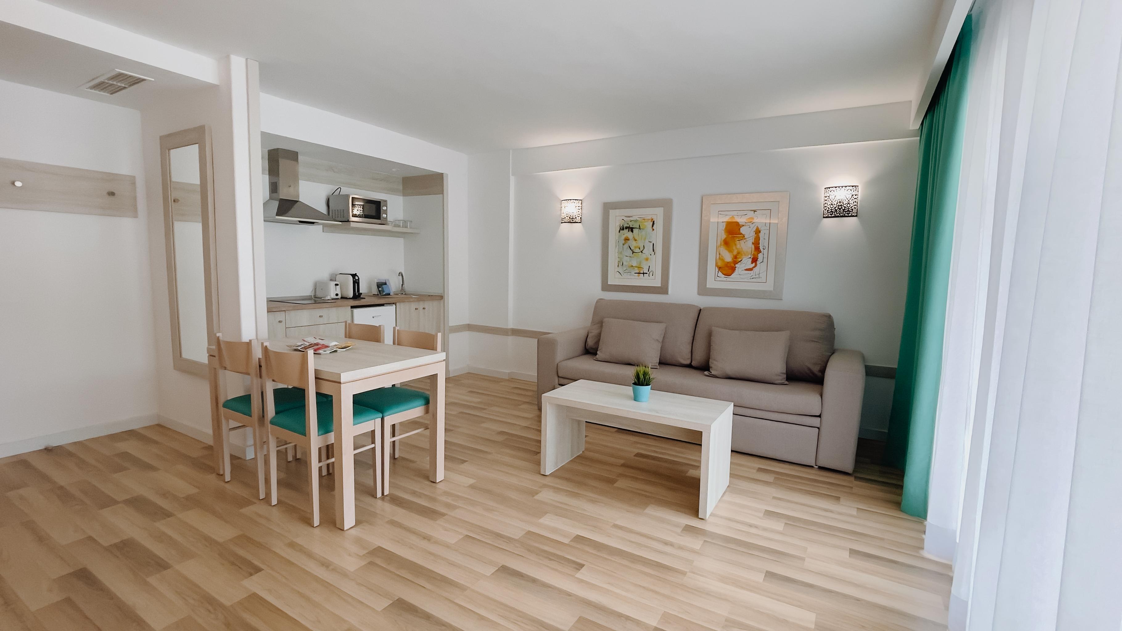 Comitas Floramar Aparthotel 4*