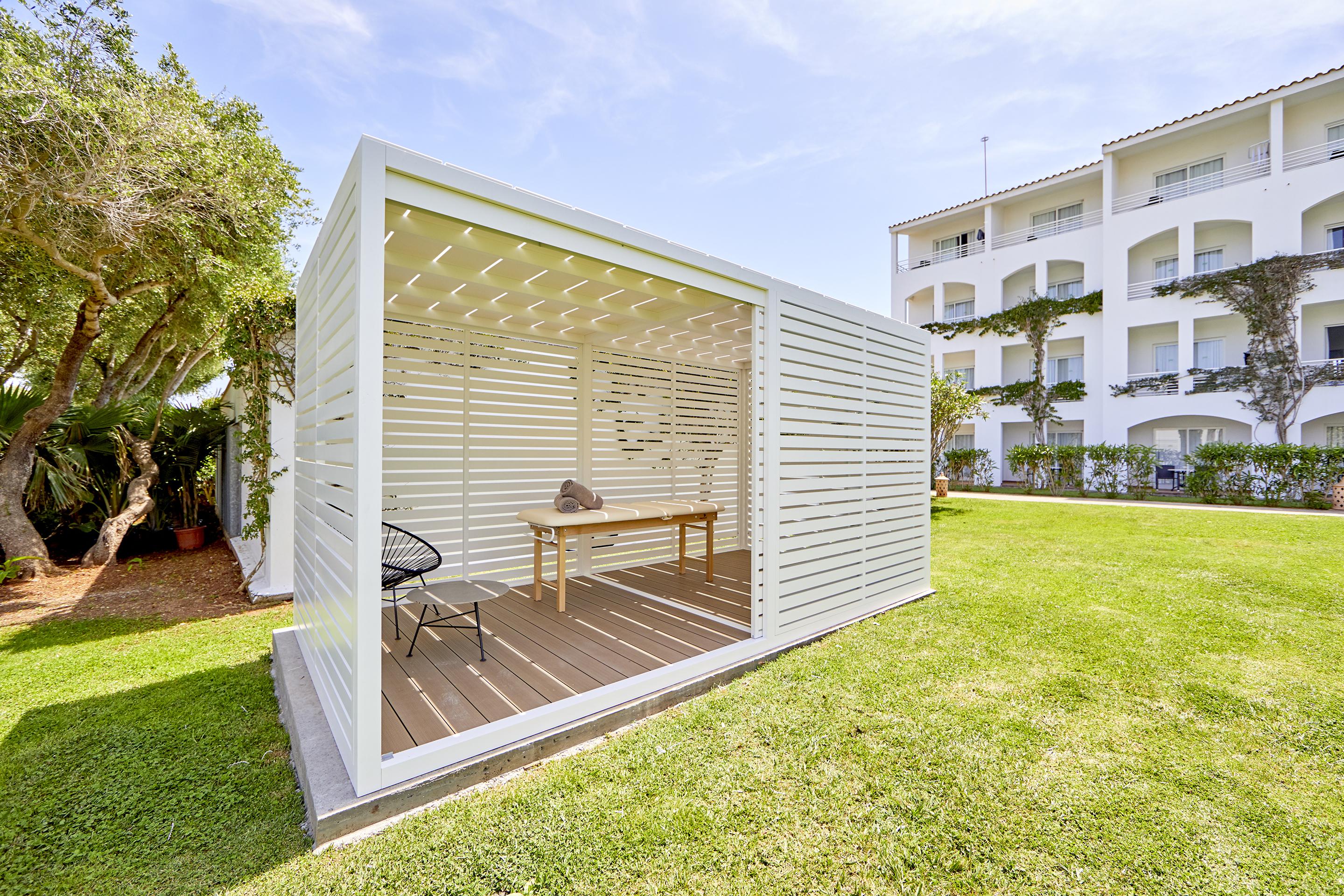 Prinsotel La Caleta Apartahotel 4*