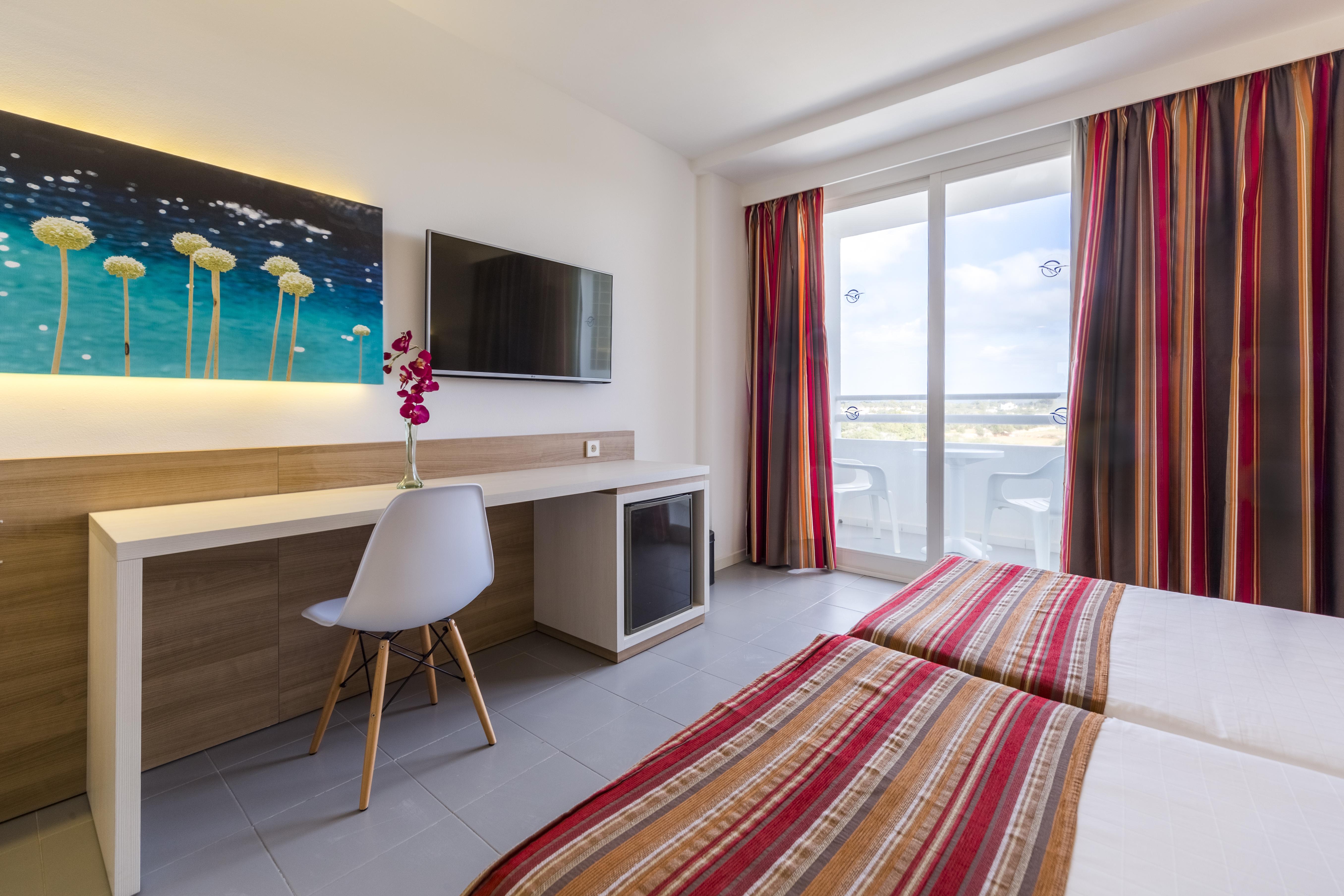 Hotel Globales Mediterrani 4*
