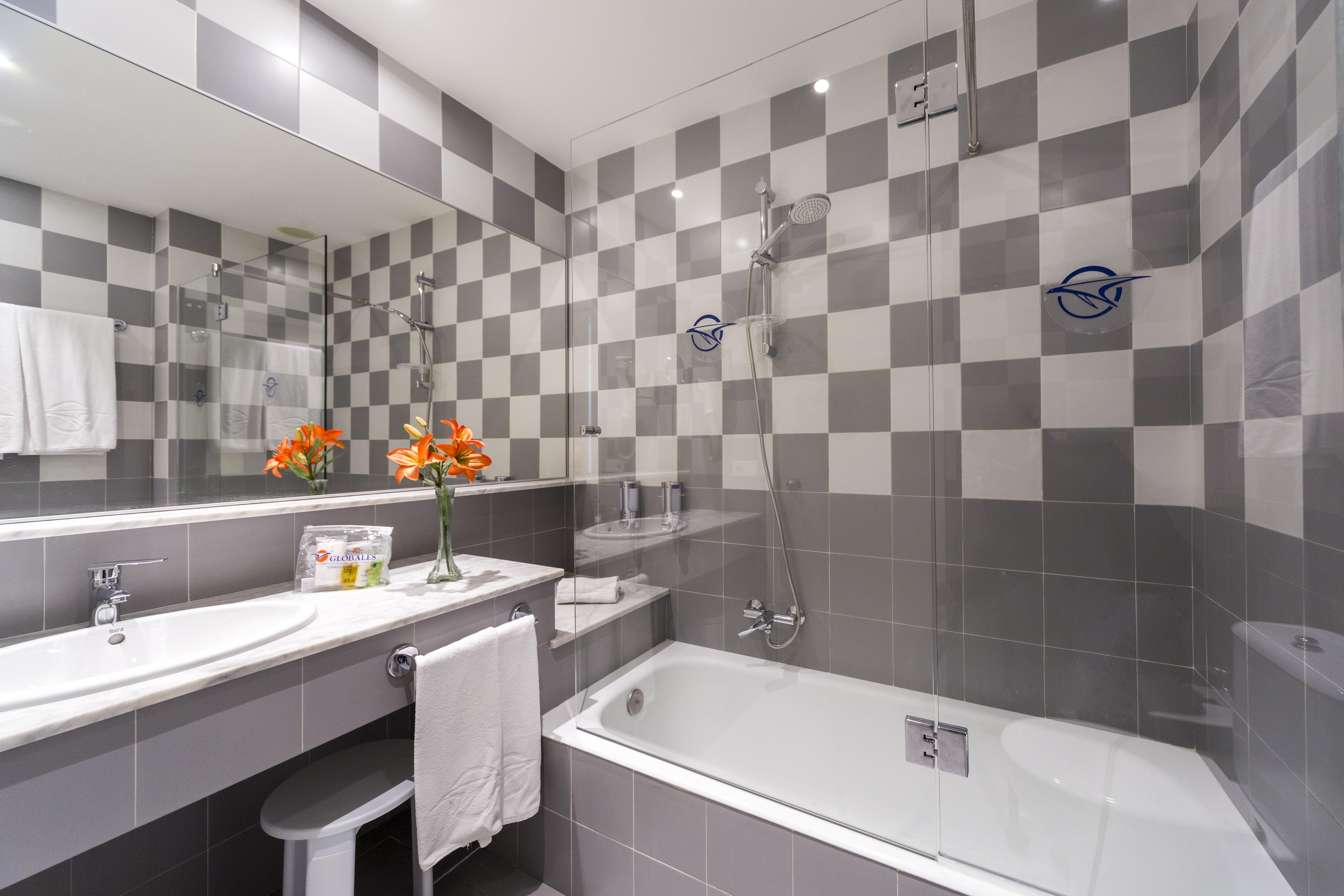 Hotel Globales Mediterrani 4*