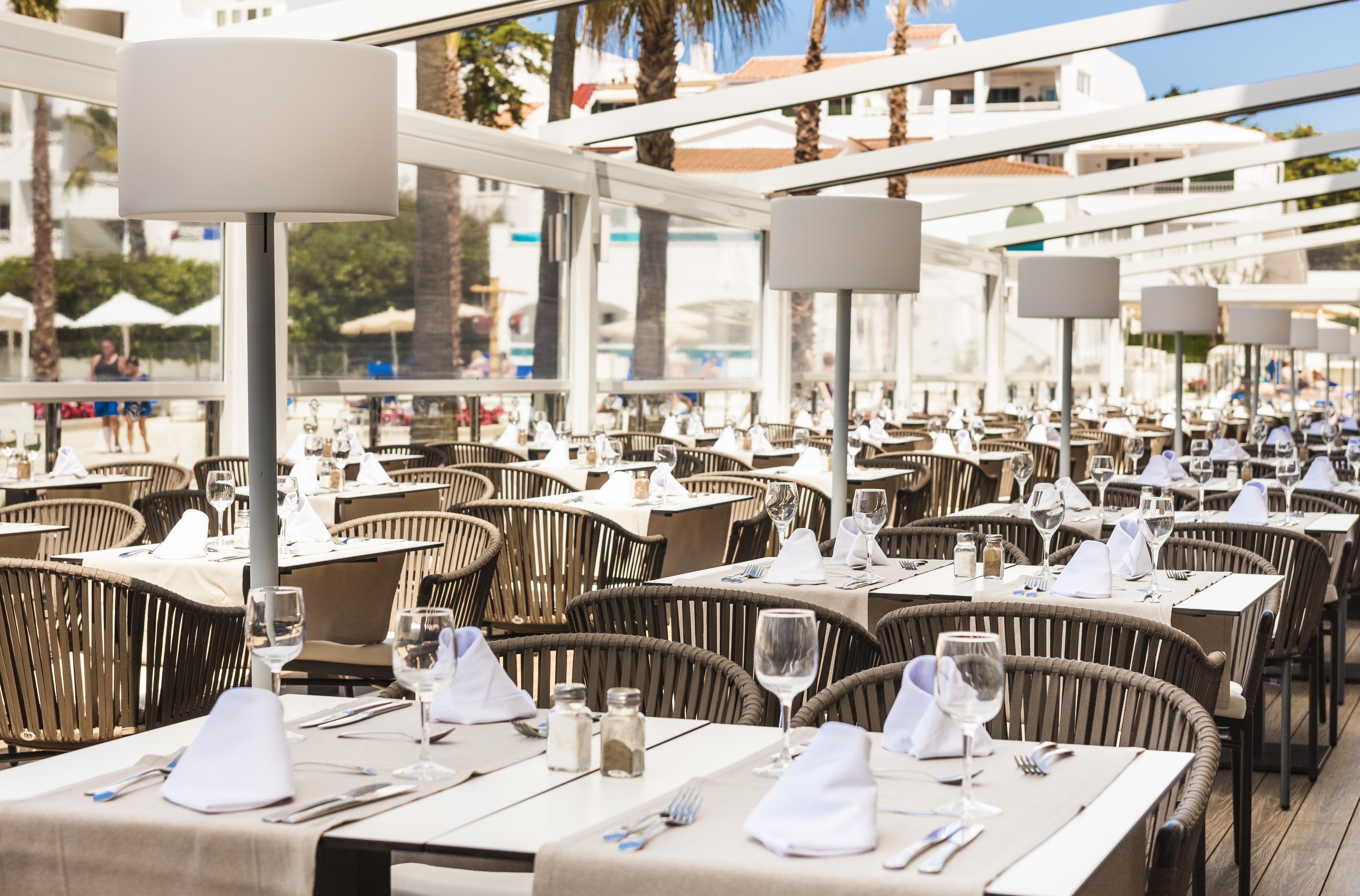 Globales Mediterrani Hotel 4*