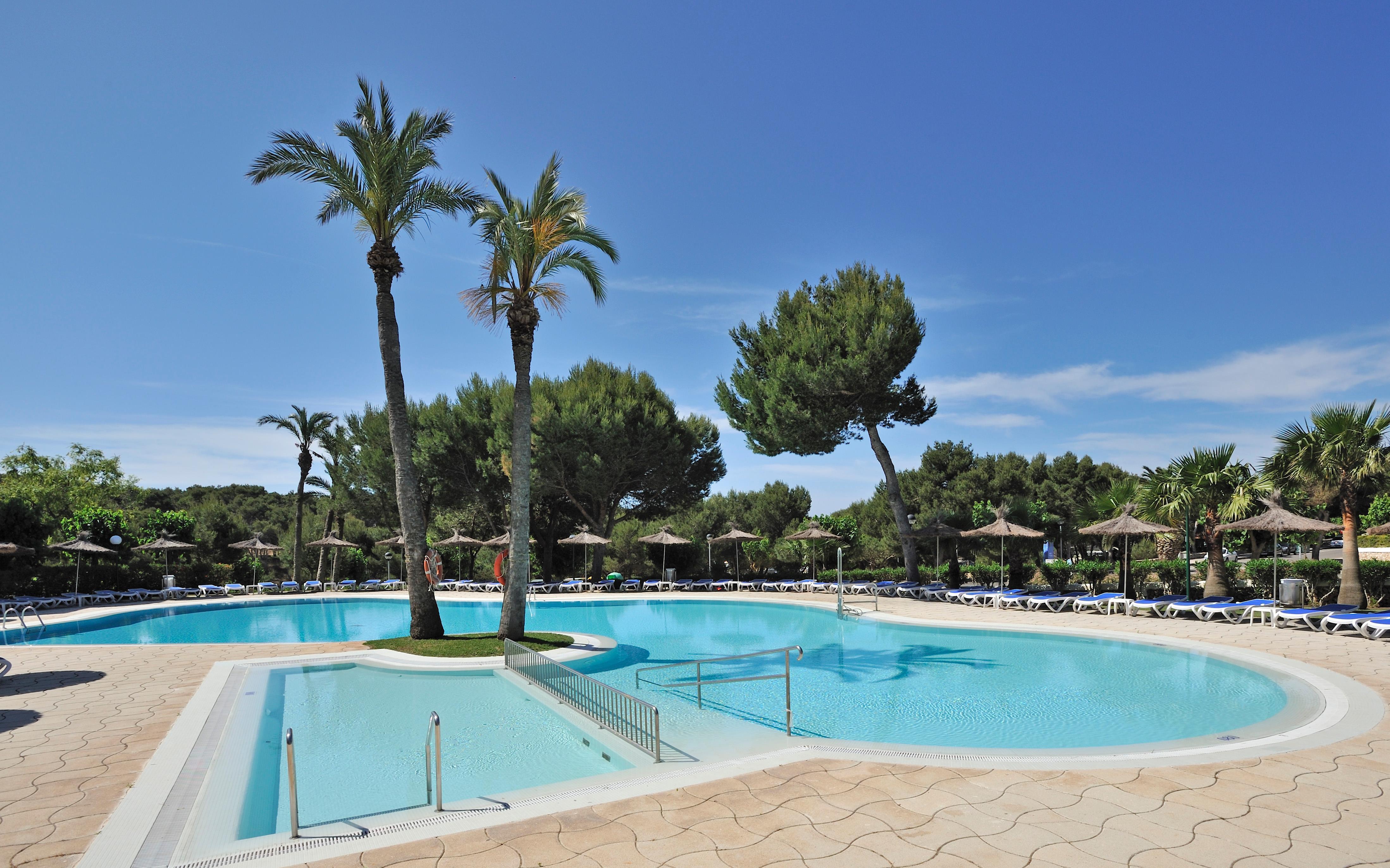 Globales Mediterrani Hotel 4*