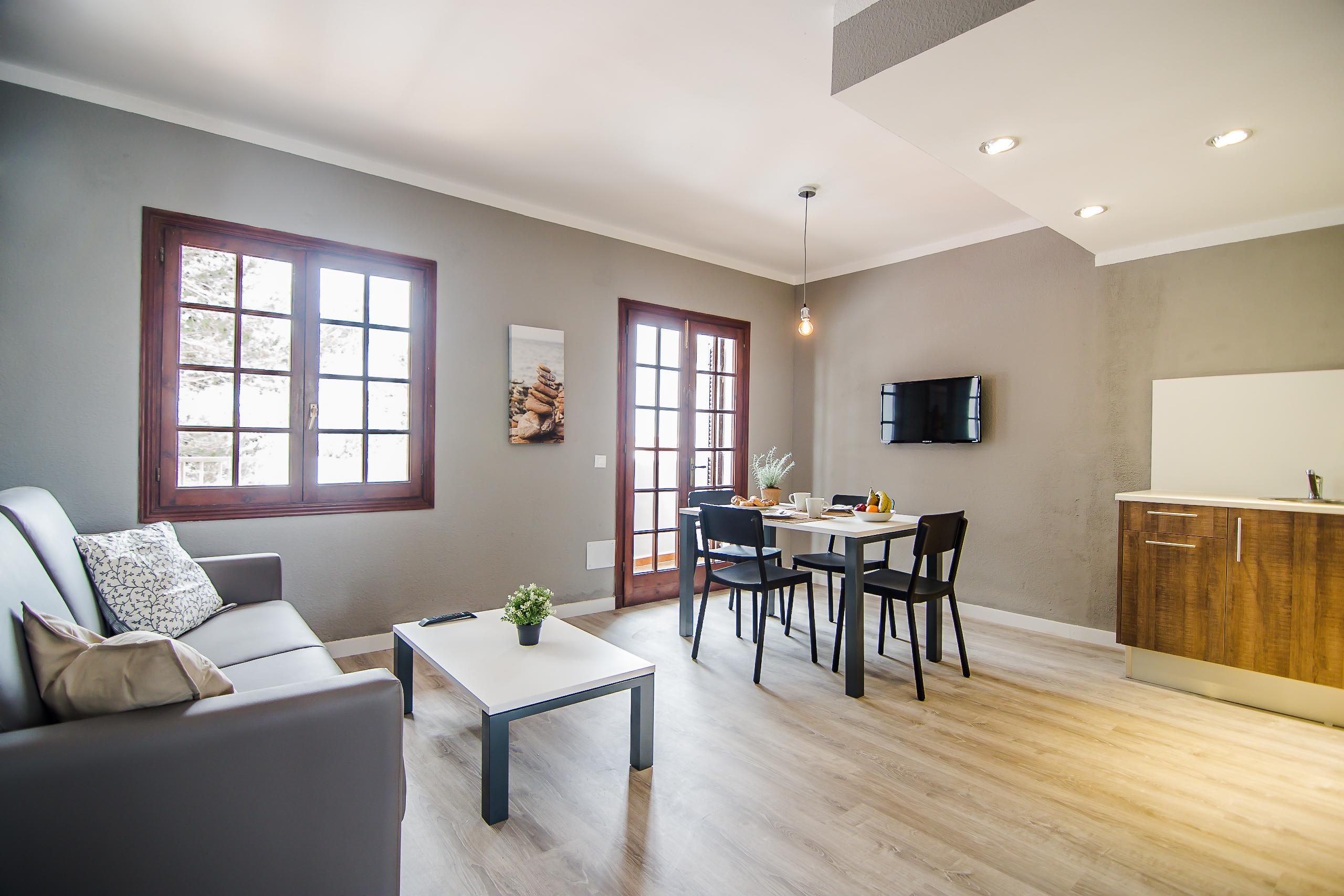 Aparthotel Nelva 3*