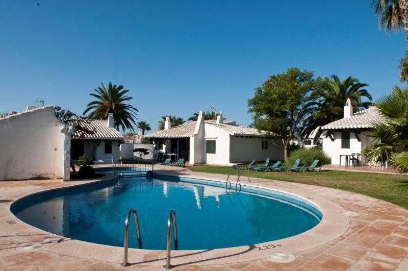 Complejo Piscina 2* Binisafua