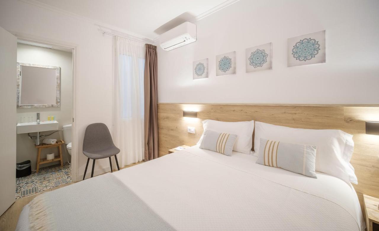 Hostel Hostal Menurka *