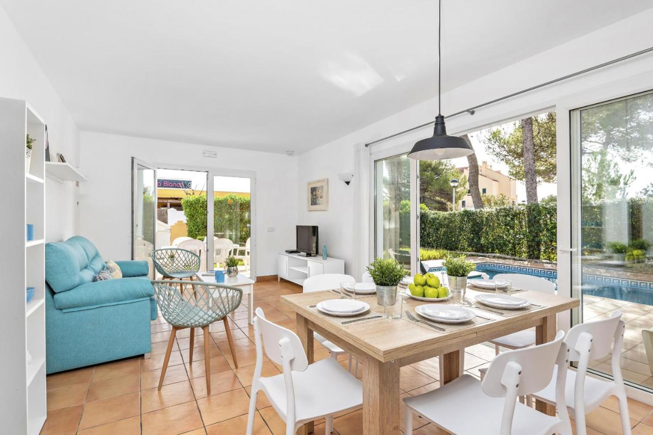 Marta 3 Bedroom Villa, Cala Blanca * Cala Blanca (Menorca)