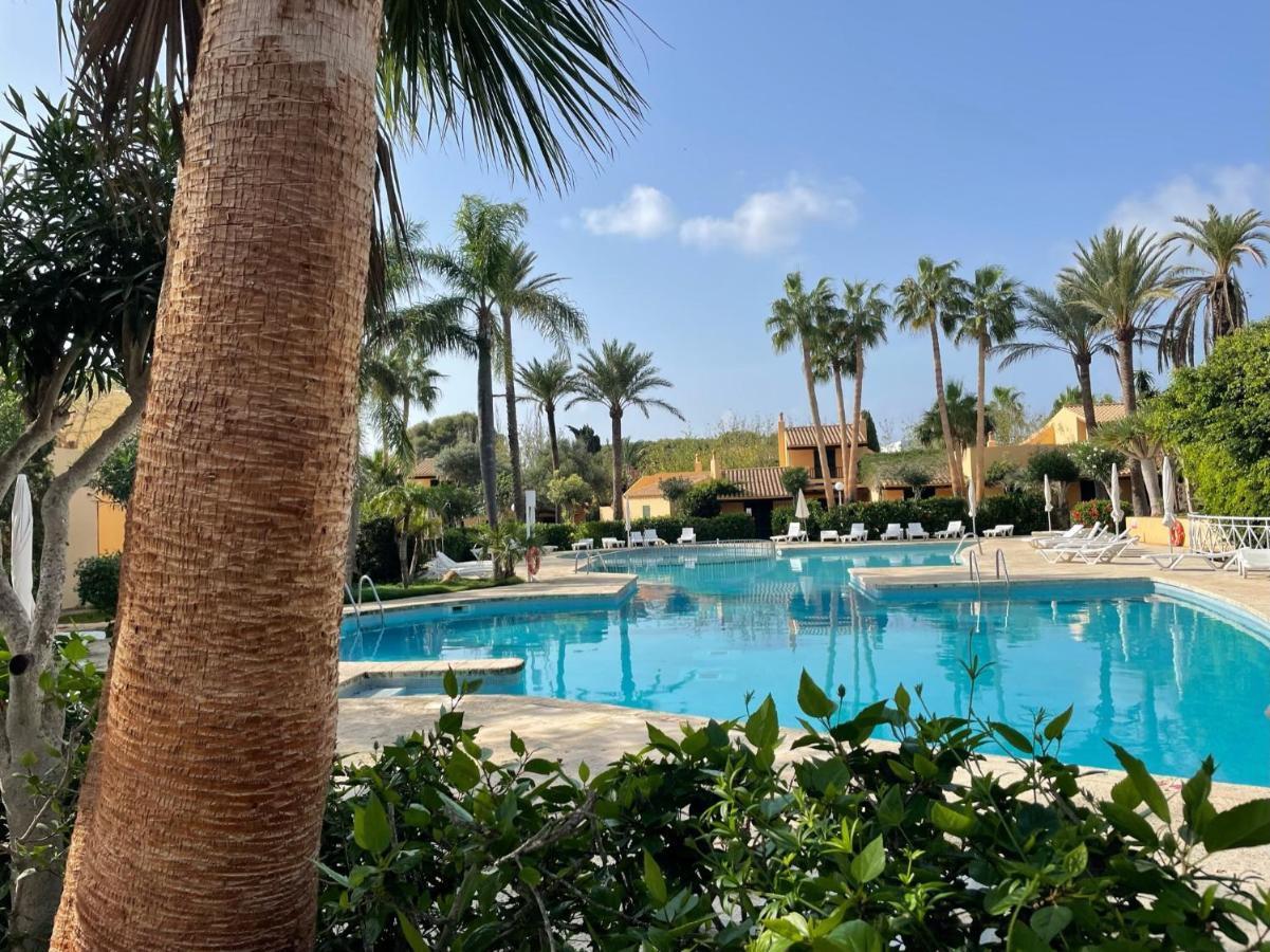 Сasa de vacaciones Casa Turqueta-son Xoriguer, Bungalow A 250m De La Playa Son Xoriguer