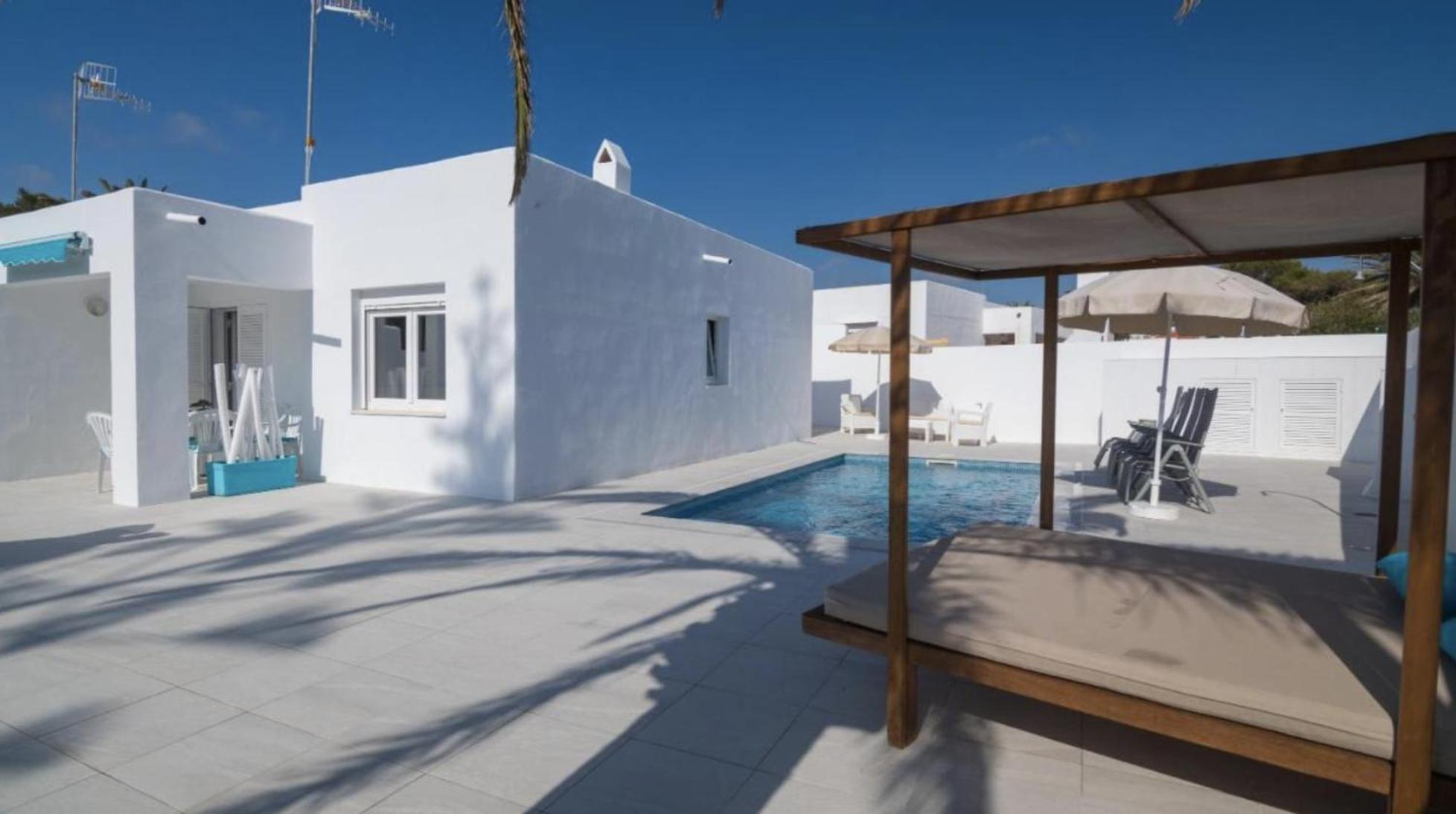 Eidan En Cala Blanca Villa