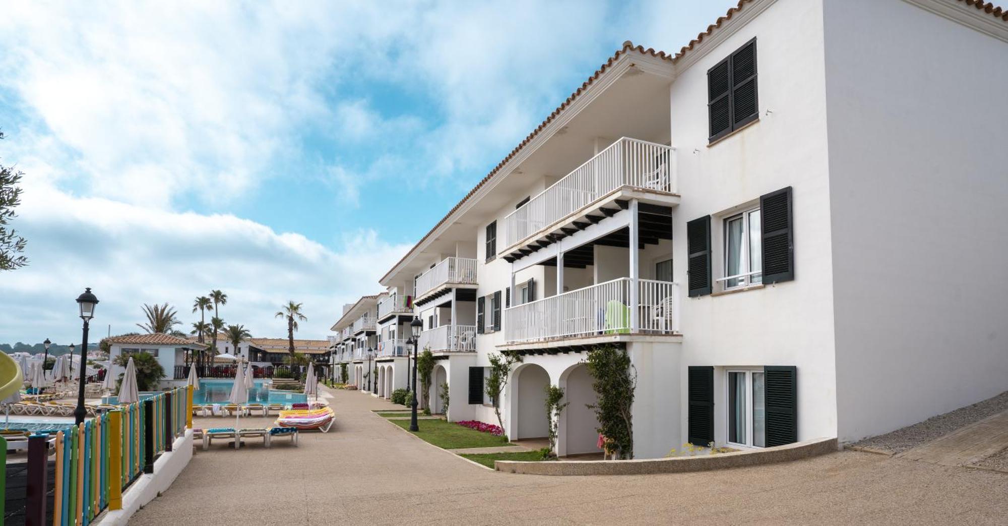 Aparthotel Seth Isla Paraiso 3*