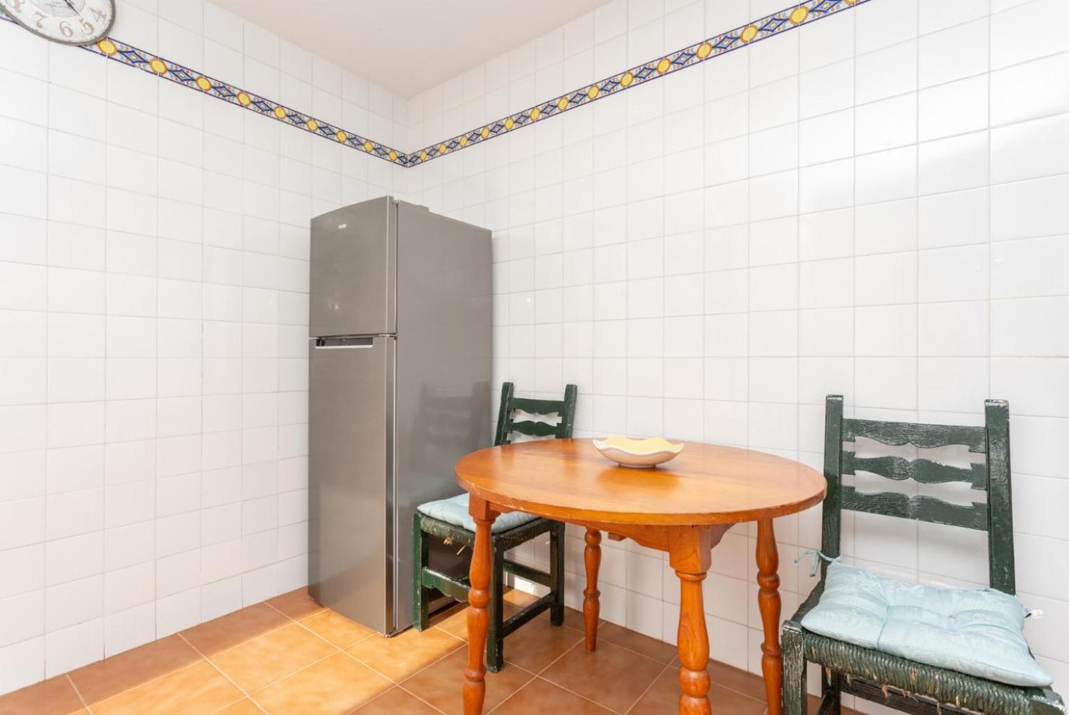 Bini Estrella Villa *