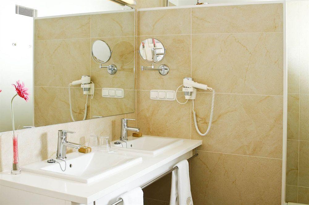 Rural Binigaus Vell 4* Es Migjorn Gran