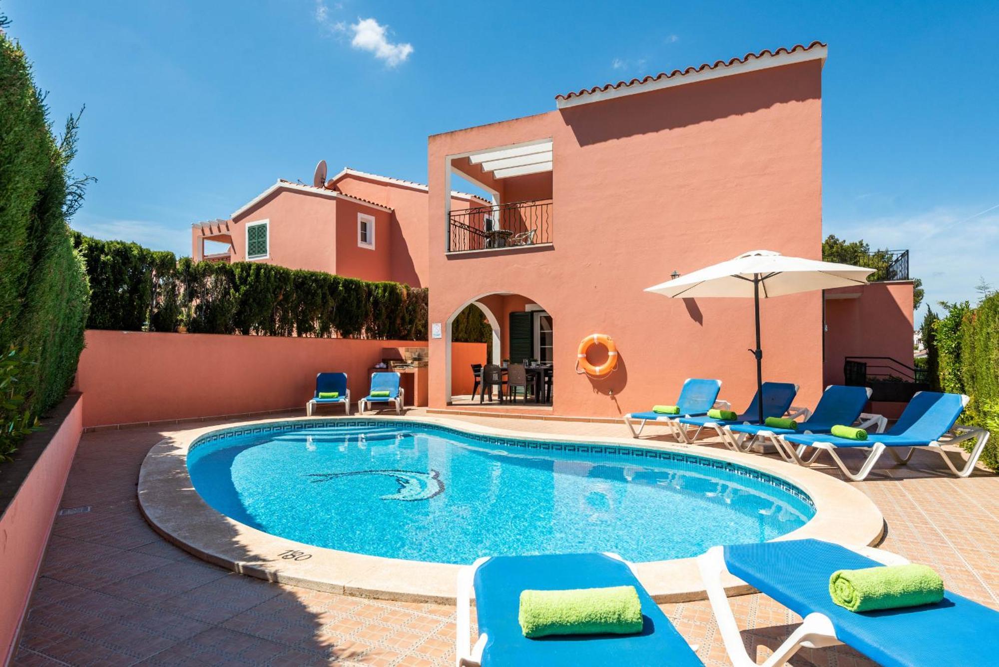 Cala Galdana Villa *
