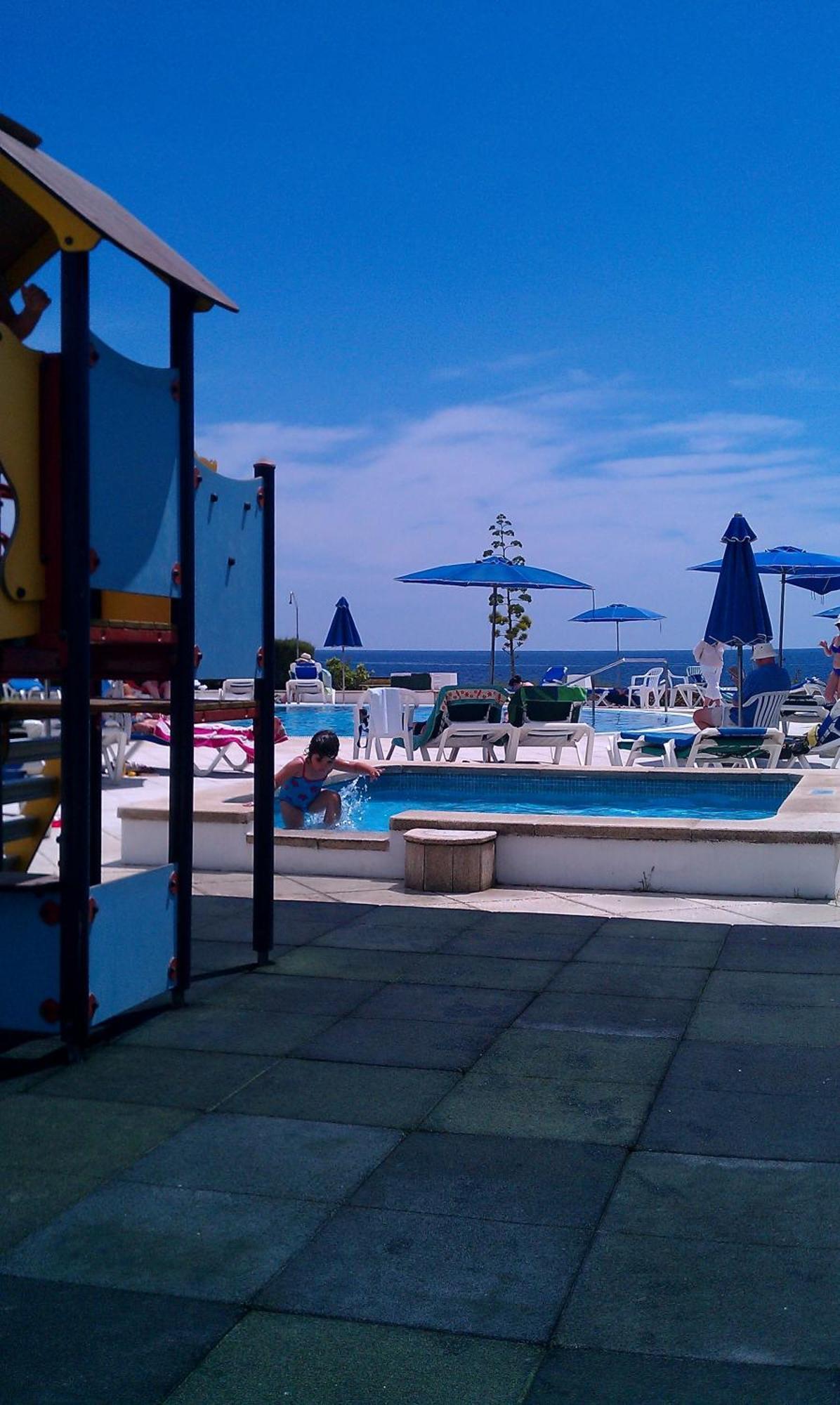 Apartahotel Vistamar 3*