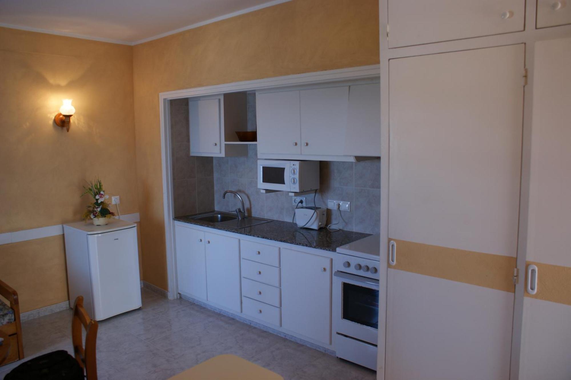 Vistamar Apartahotel 3*