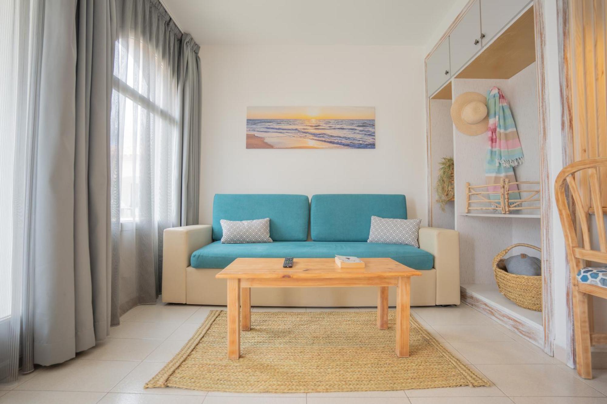 Royal Life 3* Mahon (Menorca)