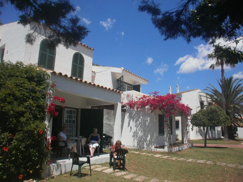 Hotel Brisas I & Ii 2*
