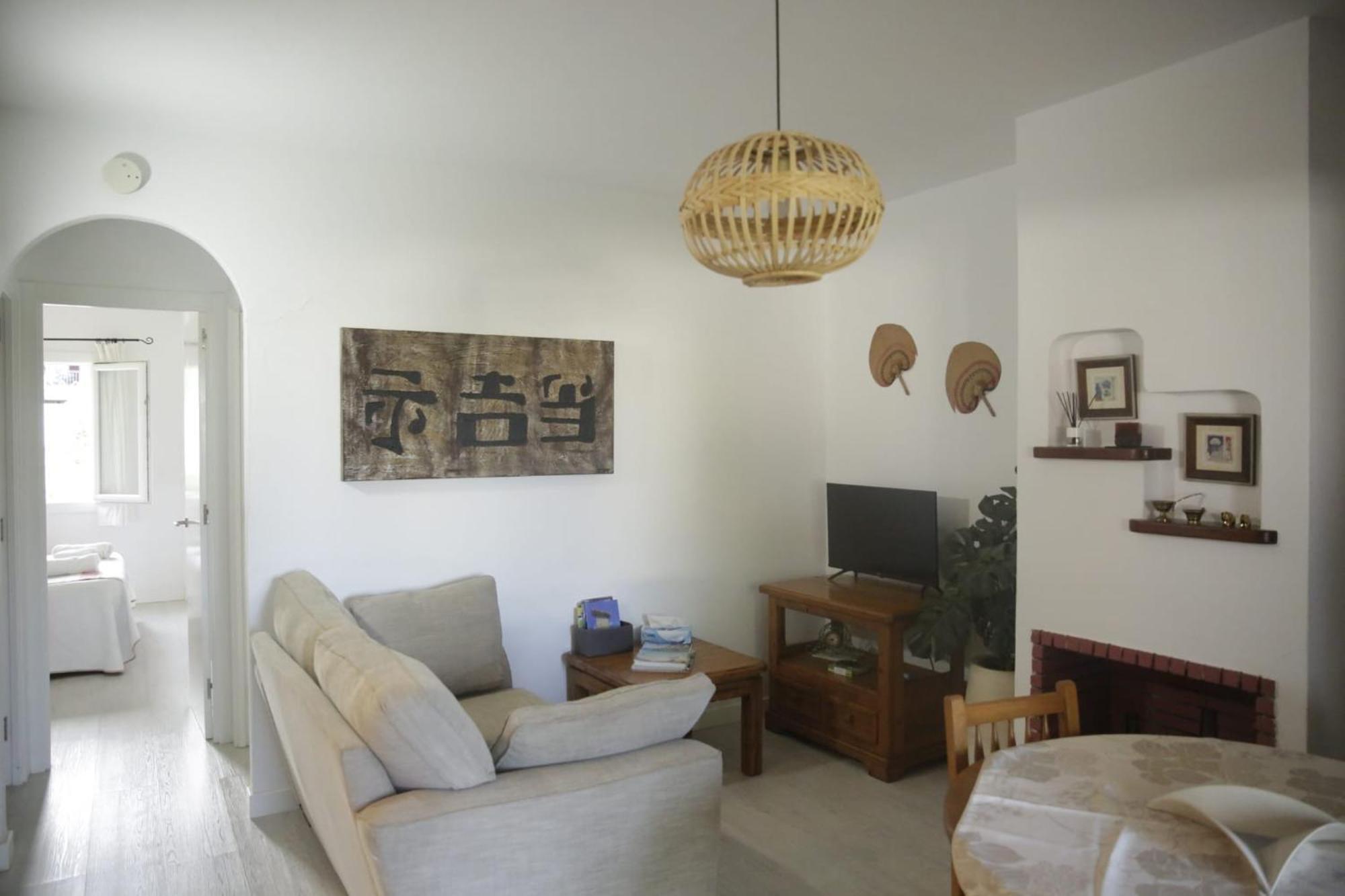Apartment Con Encanto En Residencial Con Piscina