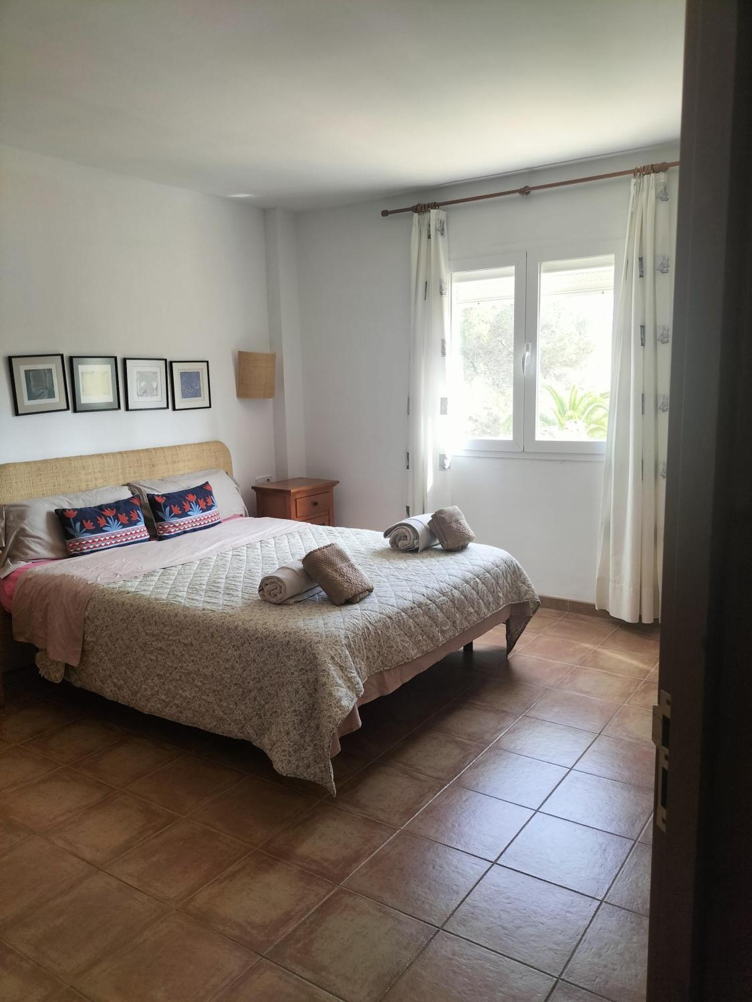 Apartamento By The Sea; With A Private Garden Son Bou