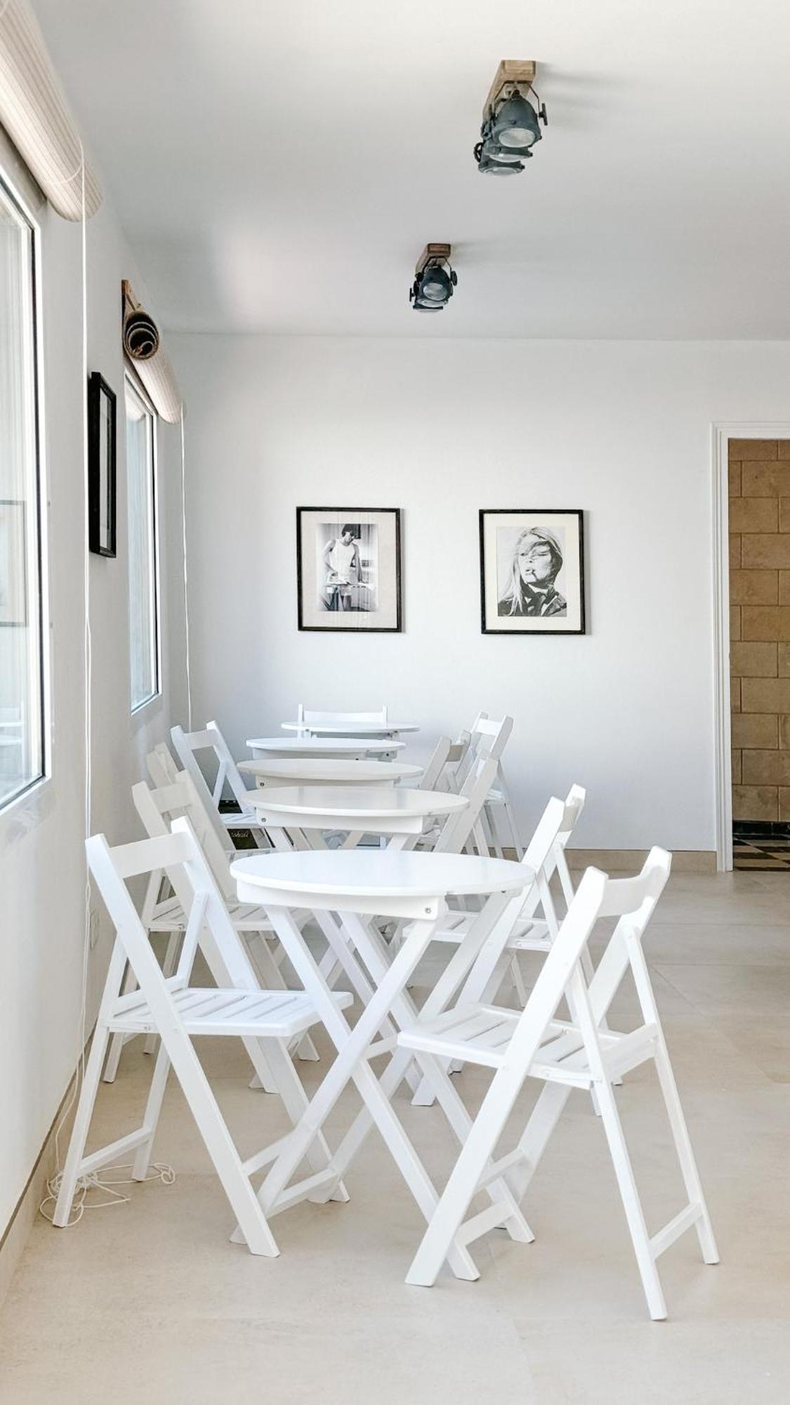 Sa Roqueta Hostel