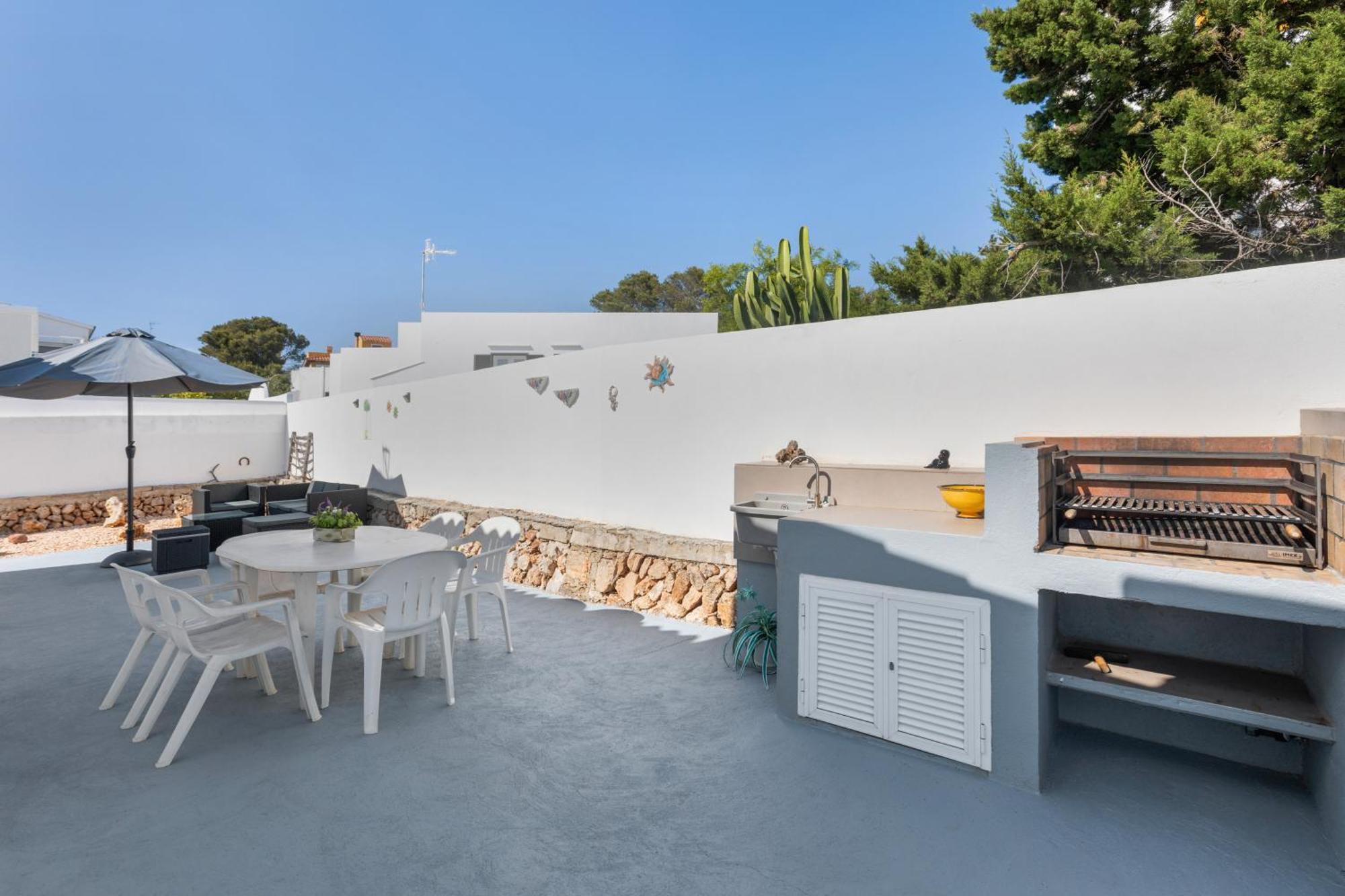 Rose Cala Blanca (Menorca)
