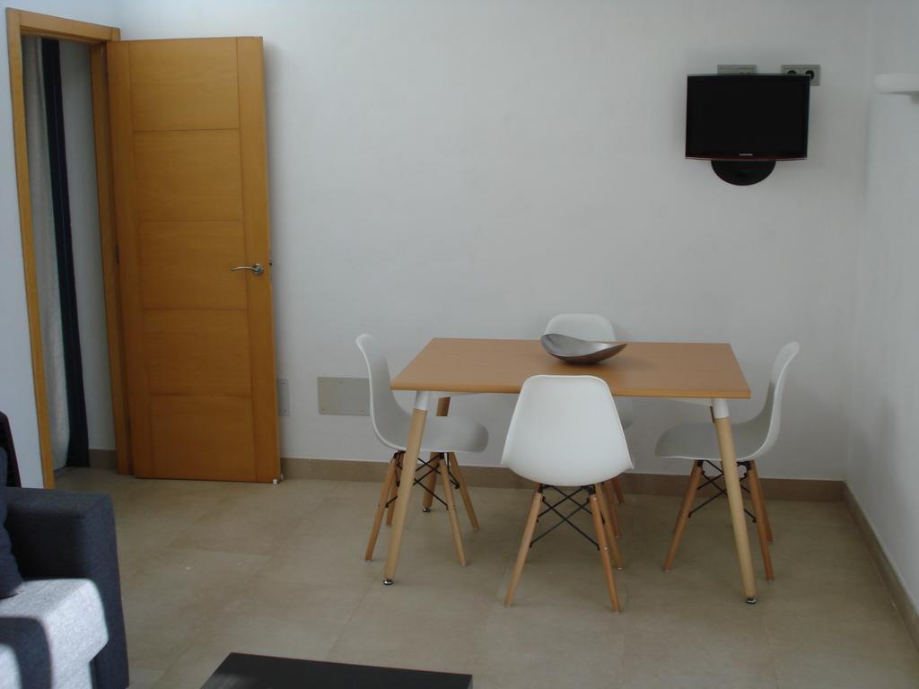 Romaní Apartamento *