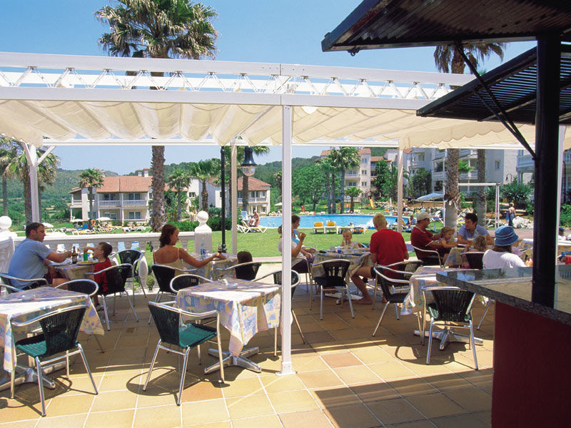 Apartahotel Hg Jardin De Menorca Son Bou