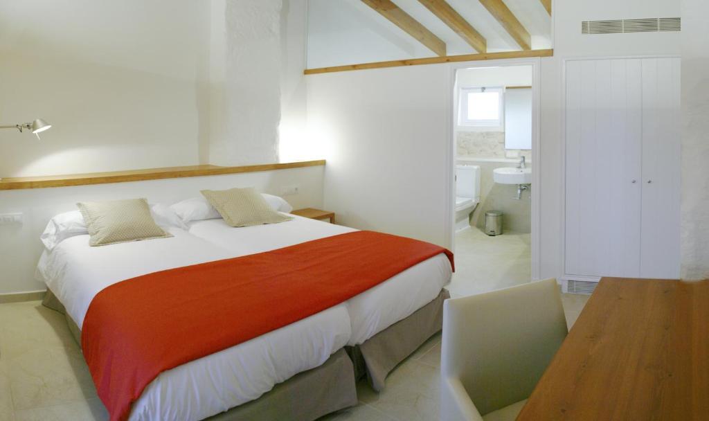 Rural Binigaus Vell 4*