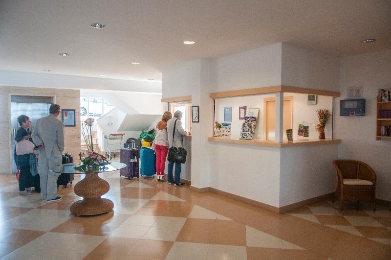 Vistamar Apartahotel 3*