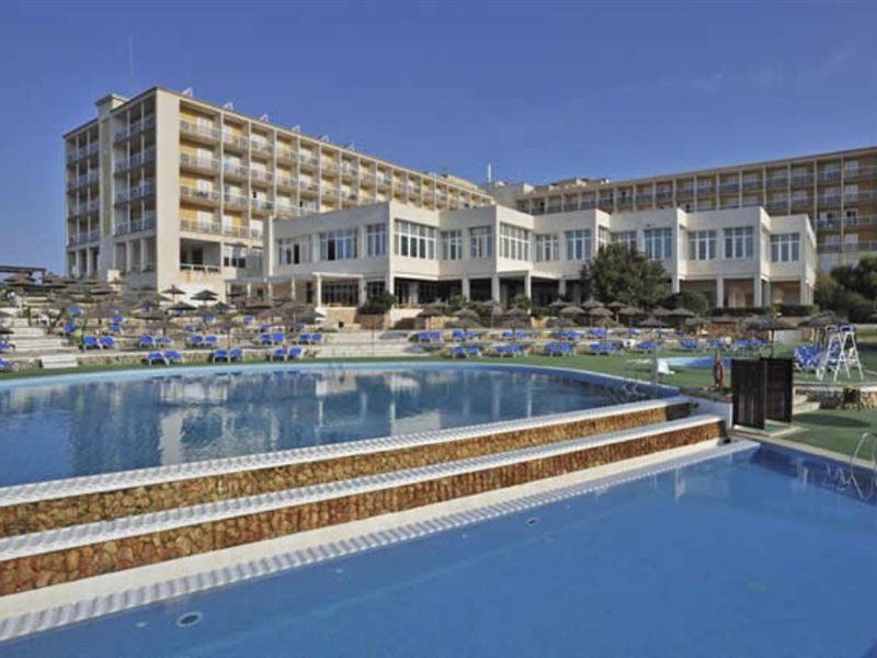 Globales Almirante Farragut Hotel 4*